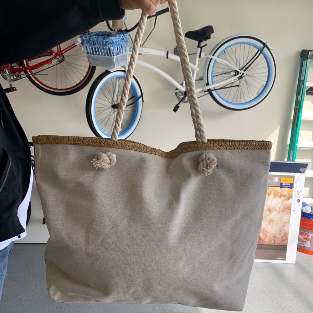 PineappleCanvas Beach Tote with Rope Strap - Picture 2 of 2